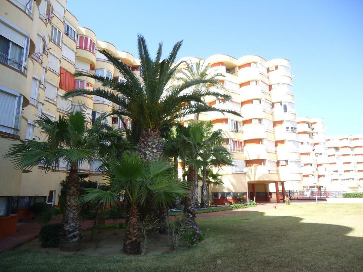Promar La Pineda Apartment Exterior photo